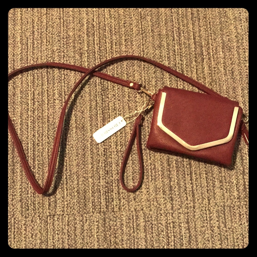 NWT Small crossbody purse with wristlet strap
